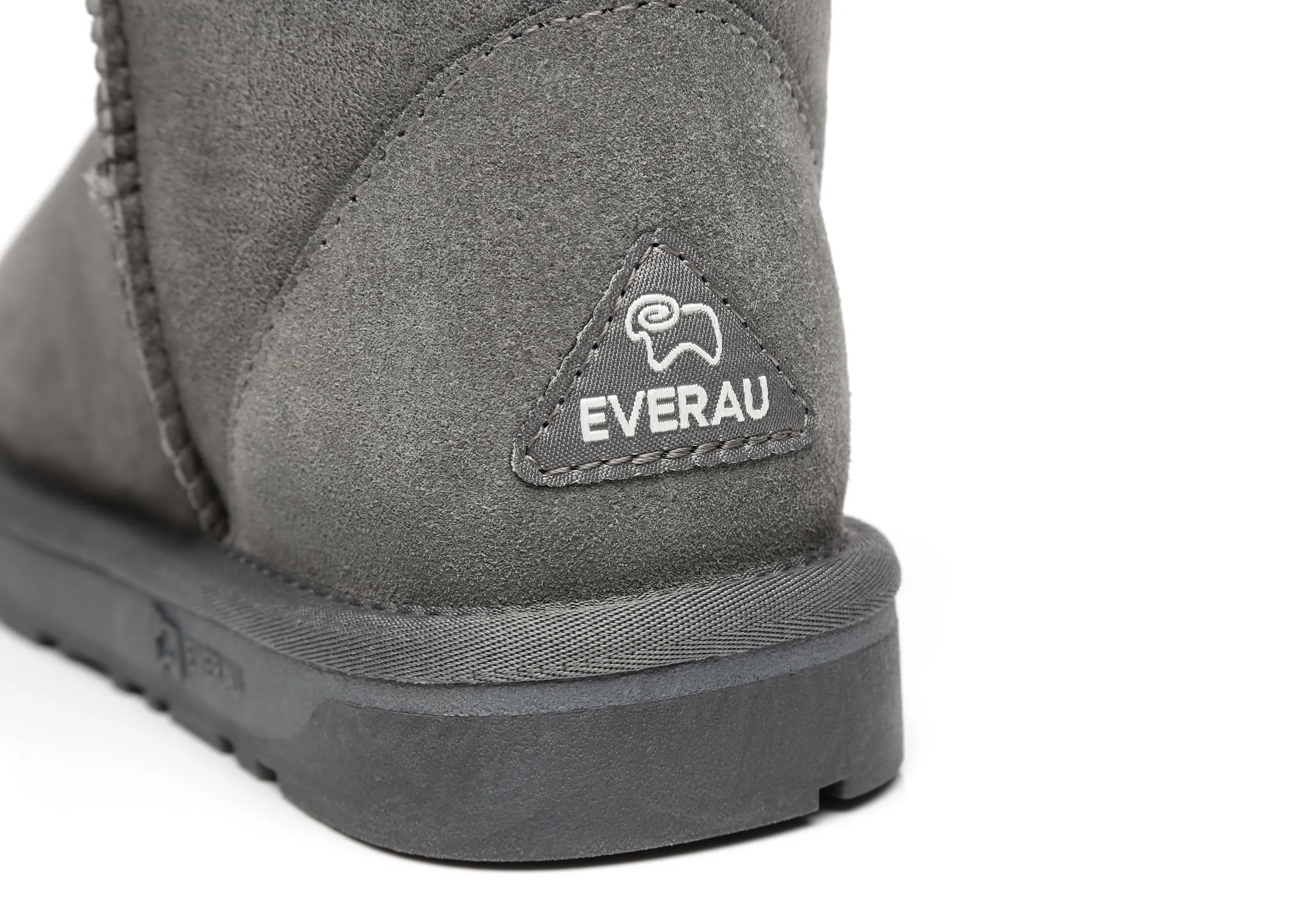 EVERAU® Short Classic Sheepskin Boots